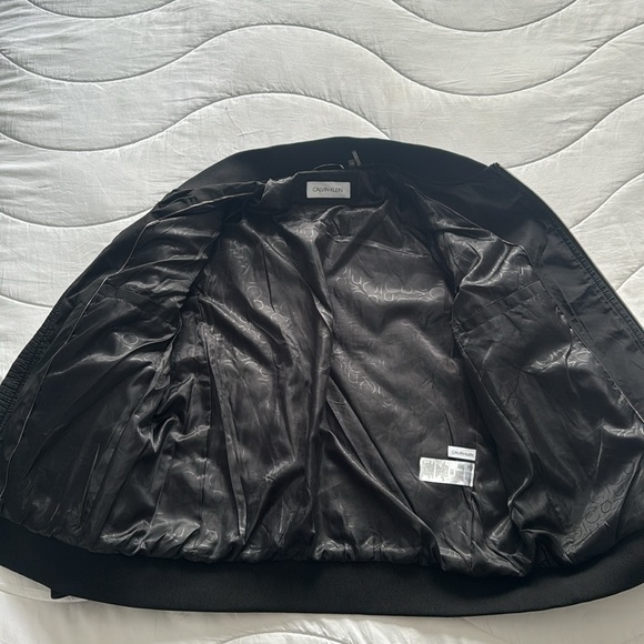 Calvin Klein Black Bomber Jacket - NEW never worn - Picture 2 of 2